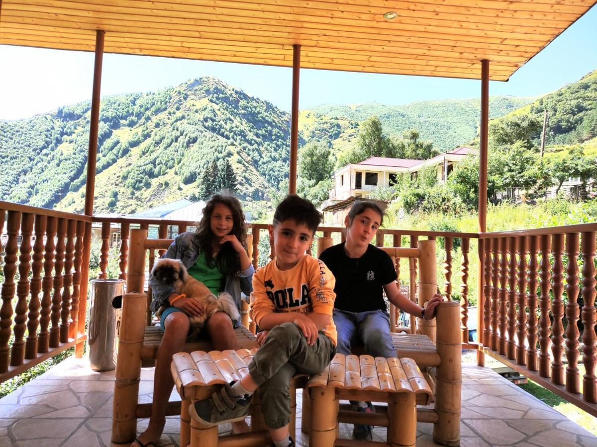 Mariami Hotel Kazbegi Ngoại thất bức ảnh