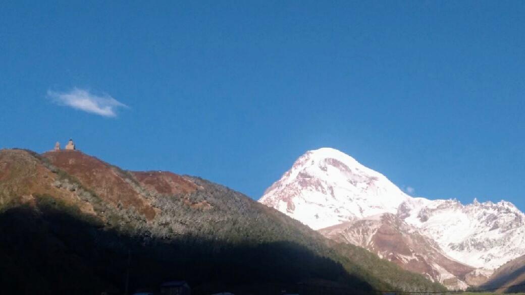 Mariami Hotel Kazbegi Ngoại thất bức ảnh