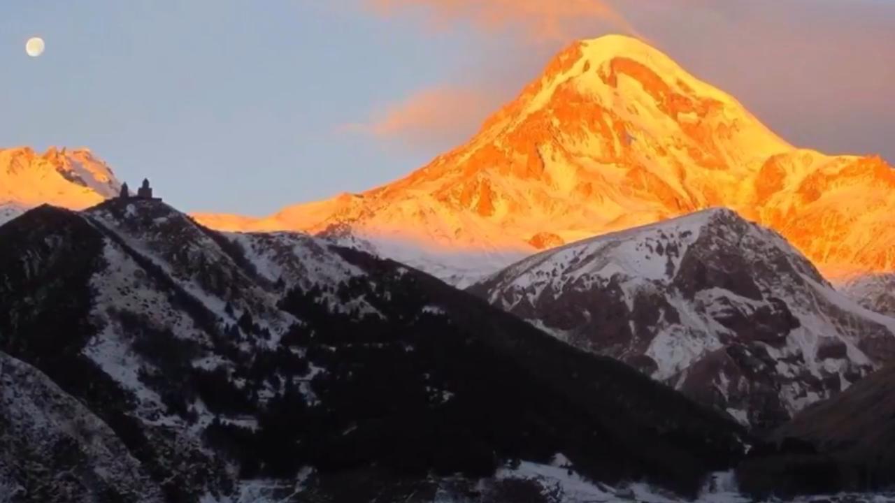 Mariami Hotel Kazbegi Ngoại thất bức ảnh