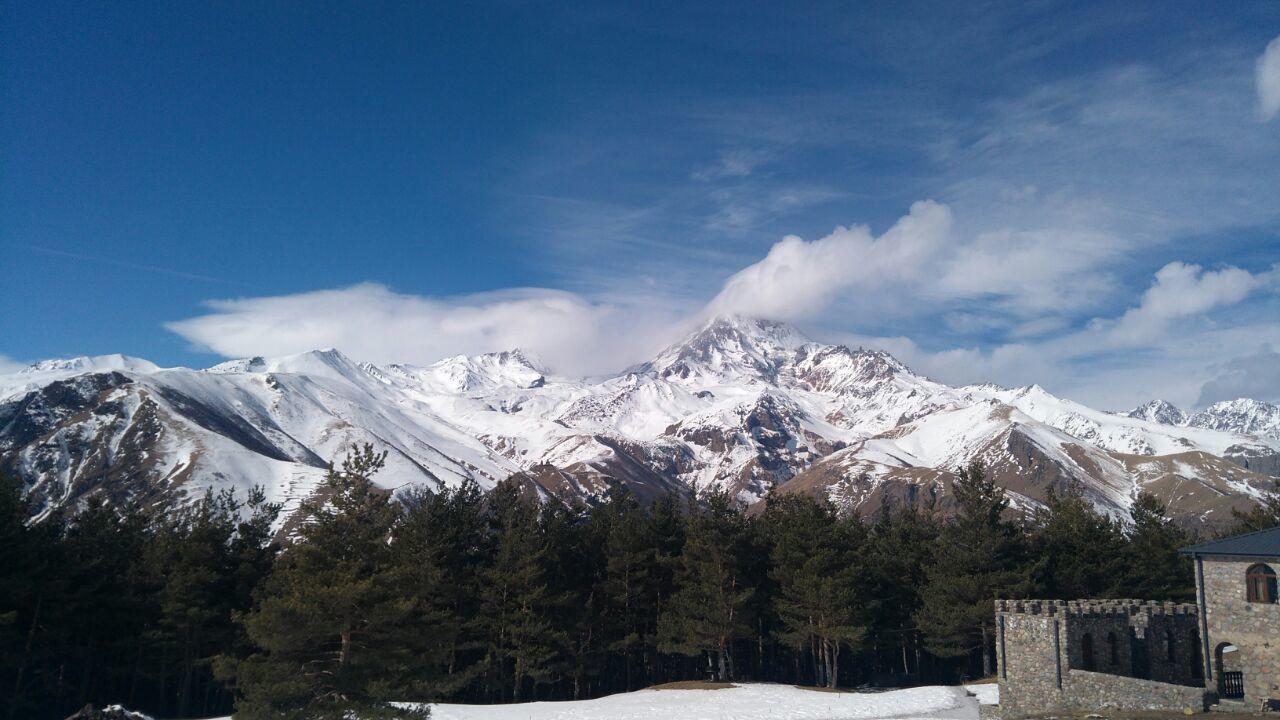 Mariami Hotel Kazbegi Ngoại thất bức ảnh