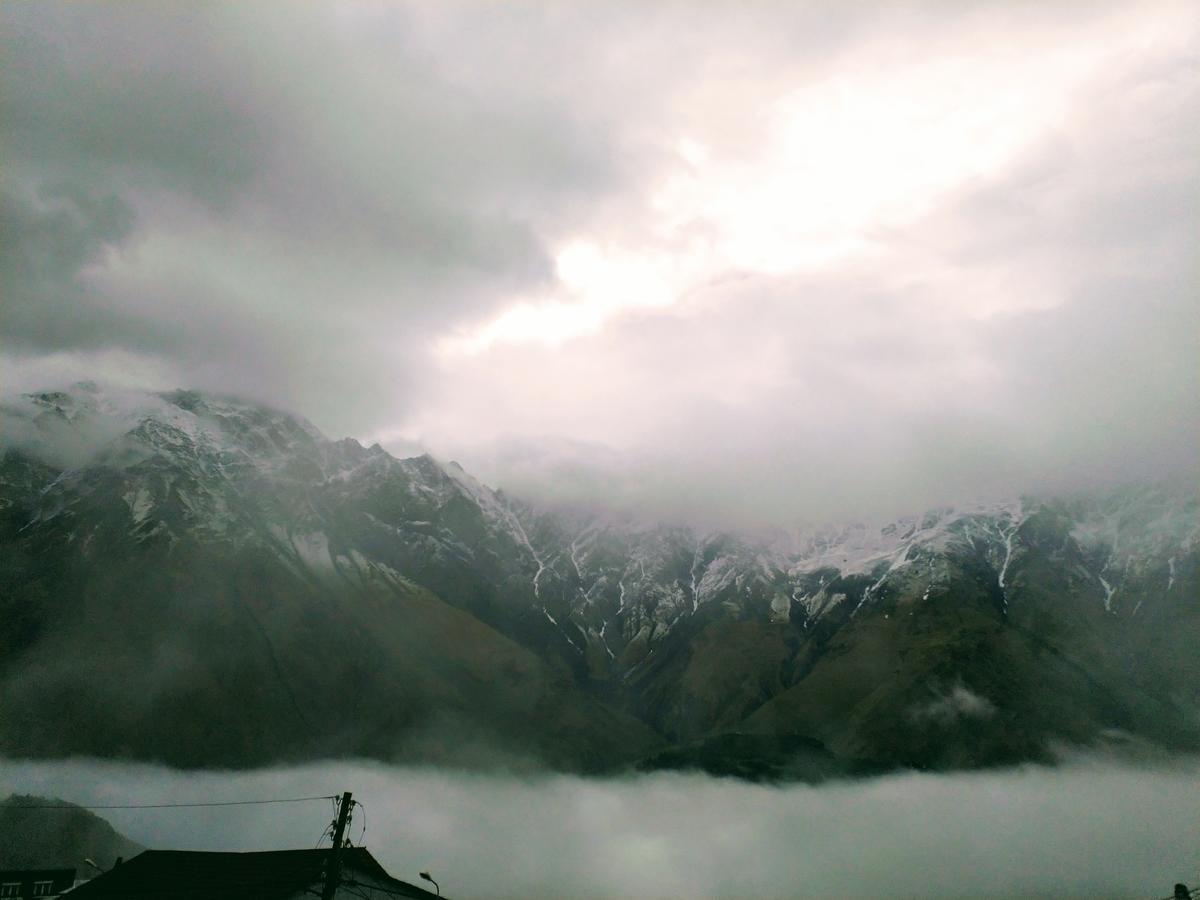 Mariami Hotel Kazbegi Ngoại thất bức ảnh