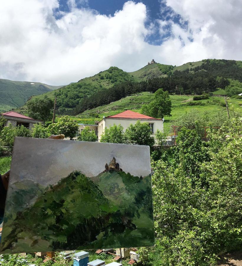 Mariami Hotel Kazbegi Ngoại thất bức ảnh